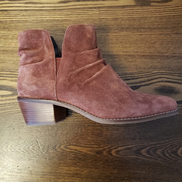 Cole Haan Alayna Cherry Mahogany Suede Ankle Boot 7.5 - Picture 4 of 5